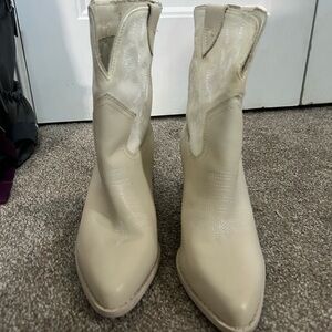 Cream Western Ankle Boots with Pointed Toe